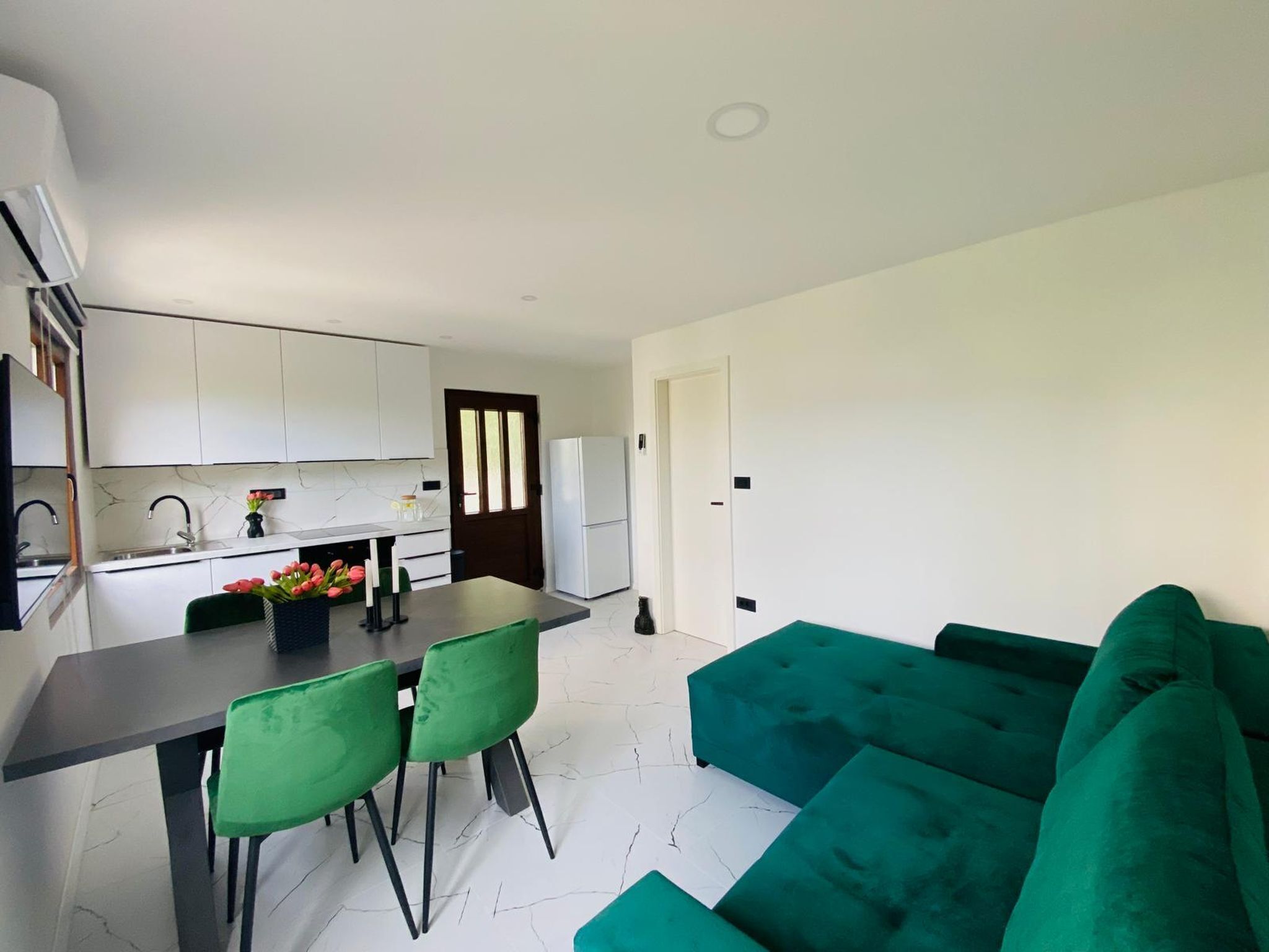 Apartment (A1) | Living room