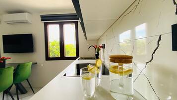 Apartment (A1) | Private kitchen | Fridge, oven, stovetop, espresso maker