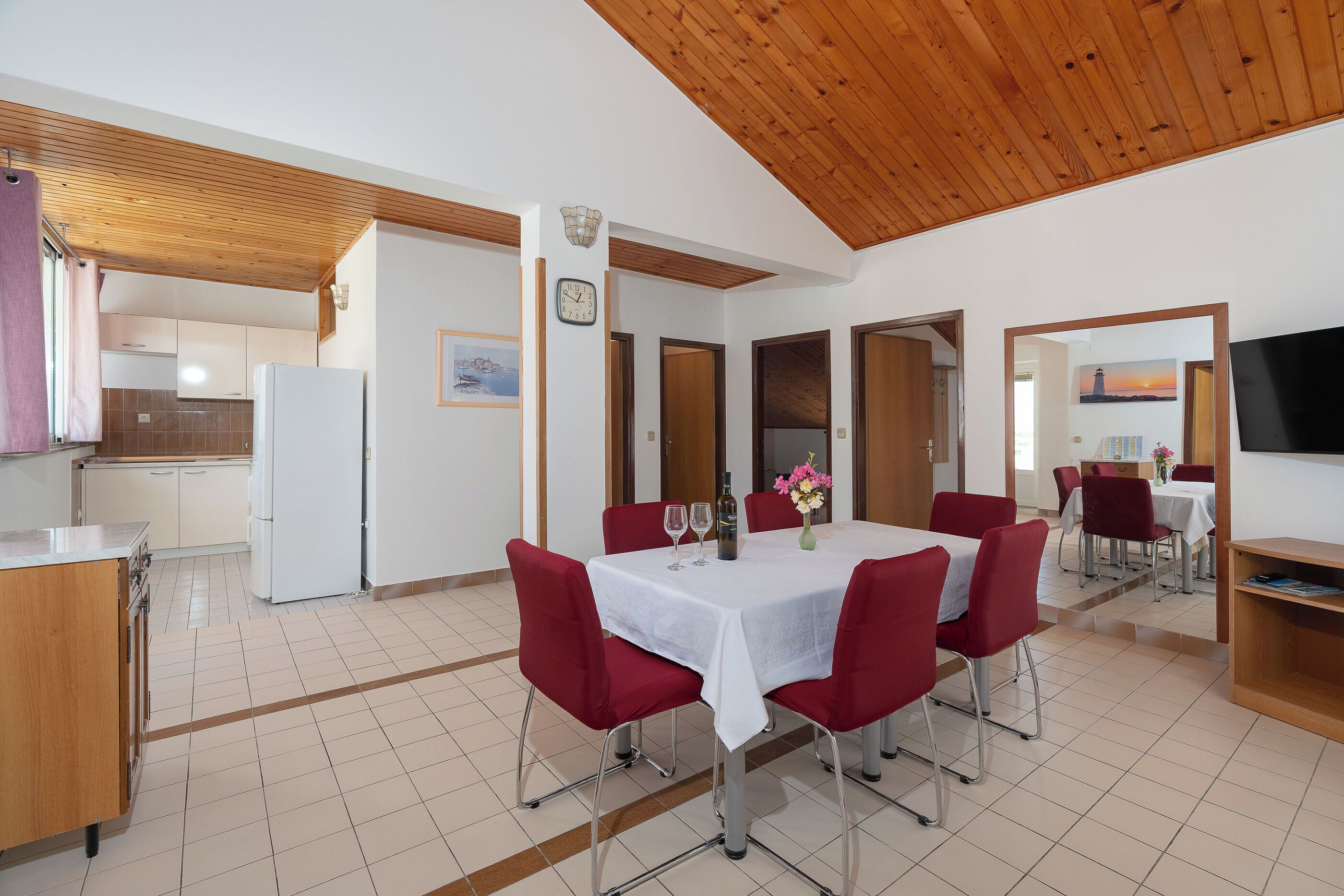 Apartment (A1) | Dining