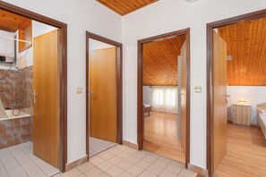 Apartment (A1) | Hallway - Apartments Krneta (Novalja)