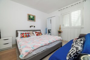 Apartment (A1)