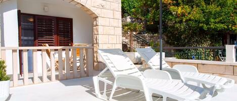 客房 (S1) | 露台