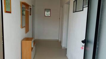 Huoneisto (A1) | Käytävä