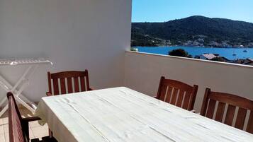 Apartment (A2) | Balcony