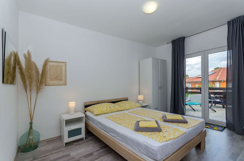 Apartments Bartz