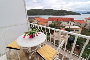 Apartment (A3) | Balcony - Apartments Nodilo (Mljet)