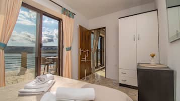 Apartment (A1) | Water view