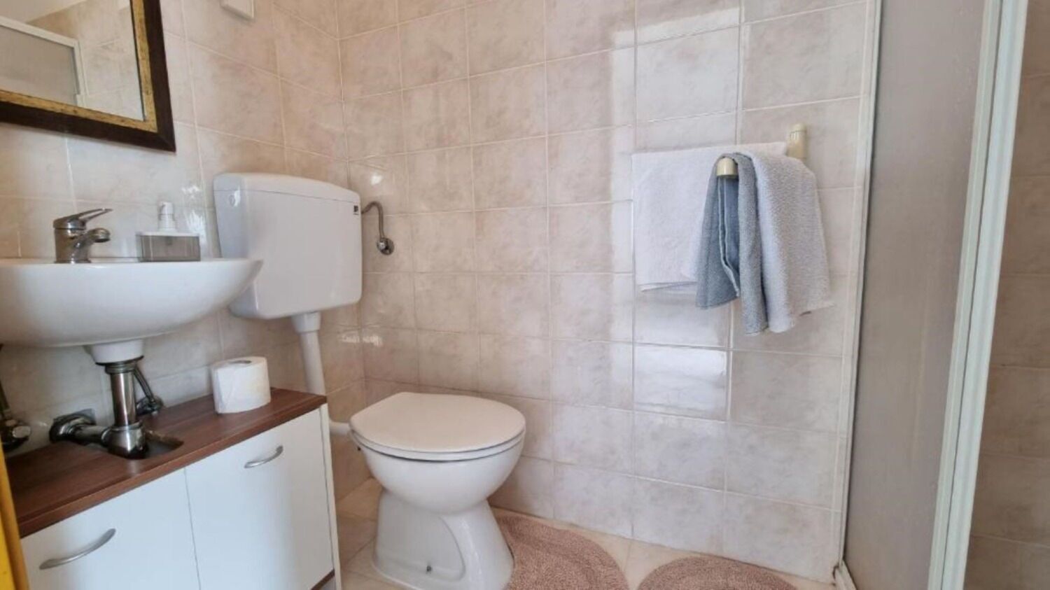 Apartment (A2) | Bathroom | Towels