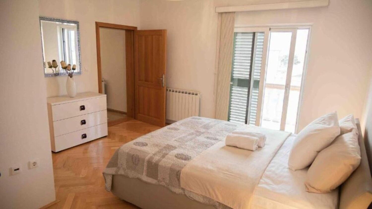 Hus | Strykejern/-brett og wi-fi (inkludert)