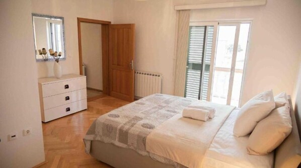 Ferienhaus | Bügeleisen/Bügelbrett, kostenloses WLAN