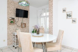 Apartment (A1) | Private kitchen | Fridge, microwave, stovetop, espresso maker