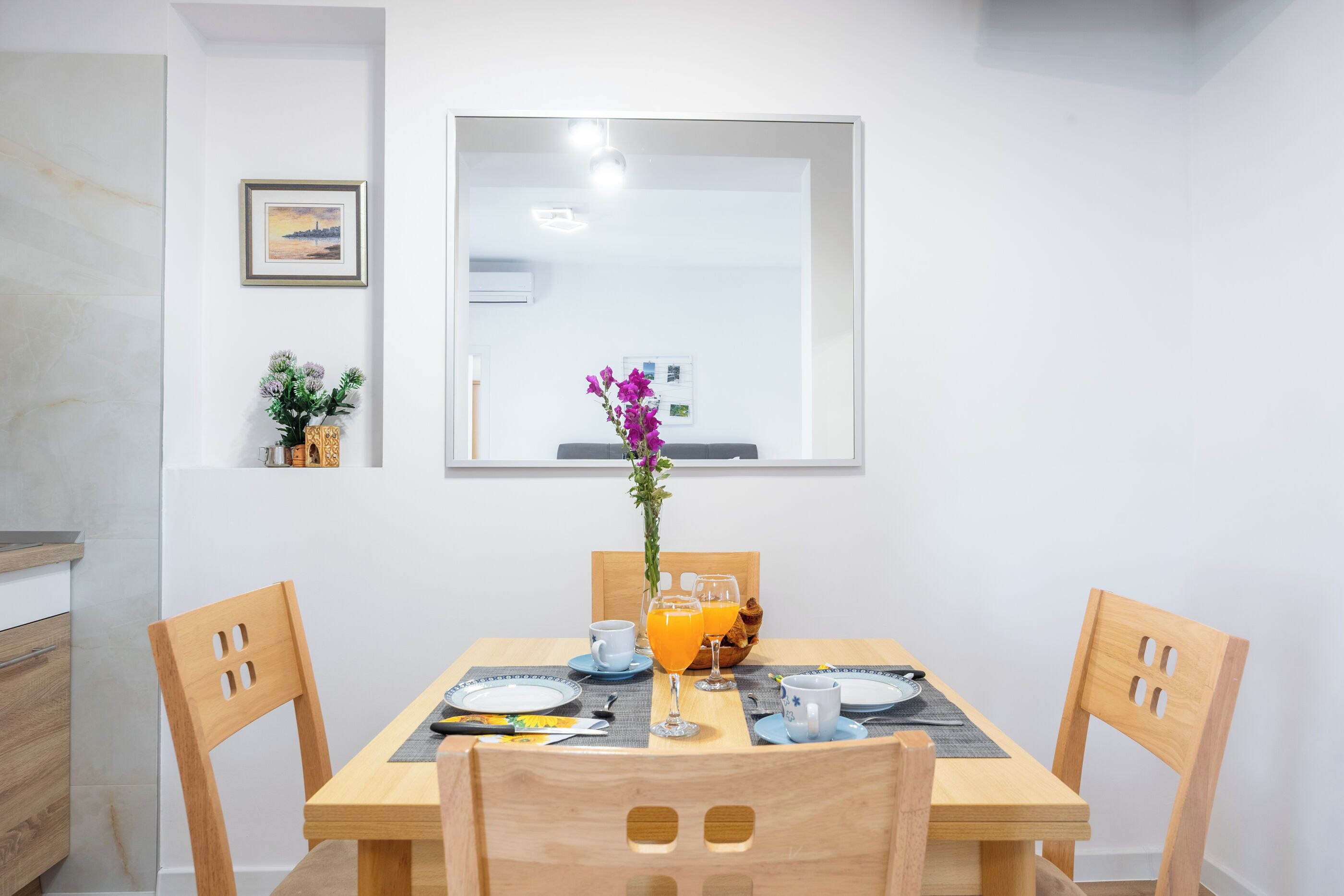 Apartment (A6) | Dining