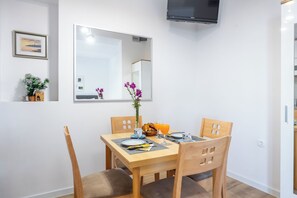 公寓 (A6) | 用餐