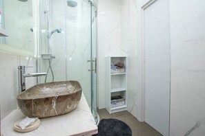 Appartamento (A2) | Bagno | Doccia