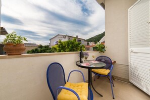 Apartment (A1) | Terrace/patio - Apartments Palma (Baska Voda)