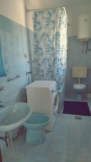 Apartment (A1) | Bathroom - Apartment Travica (Posedarje)