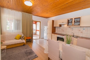 Apartment (A1) | Living room - Apartments Neve (Vodice)