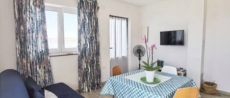 Apartment (A2) | Living room