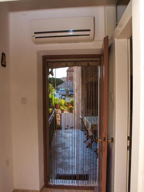 Apartment (A1) | Hallway - Apartment Simi (Postira)