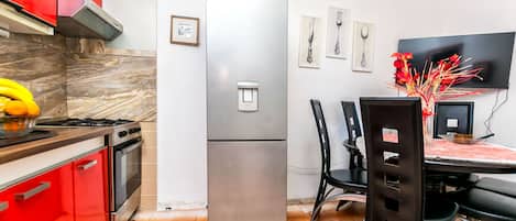 公寓 (A1) | 私人廚房 | 電冰箱、微波爐、烤箱、爐台