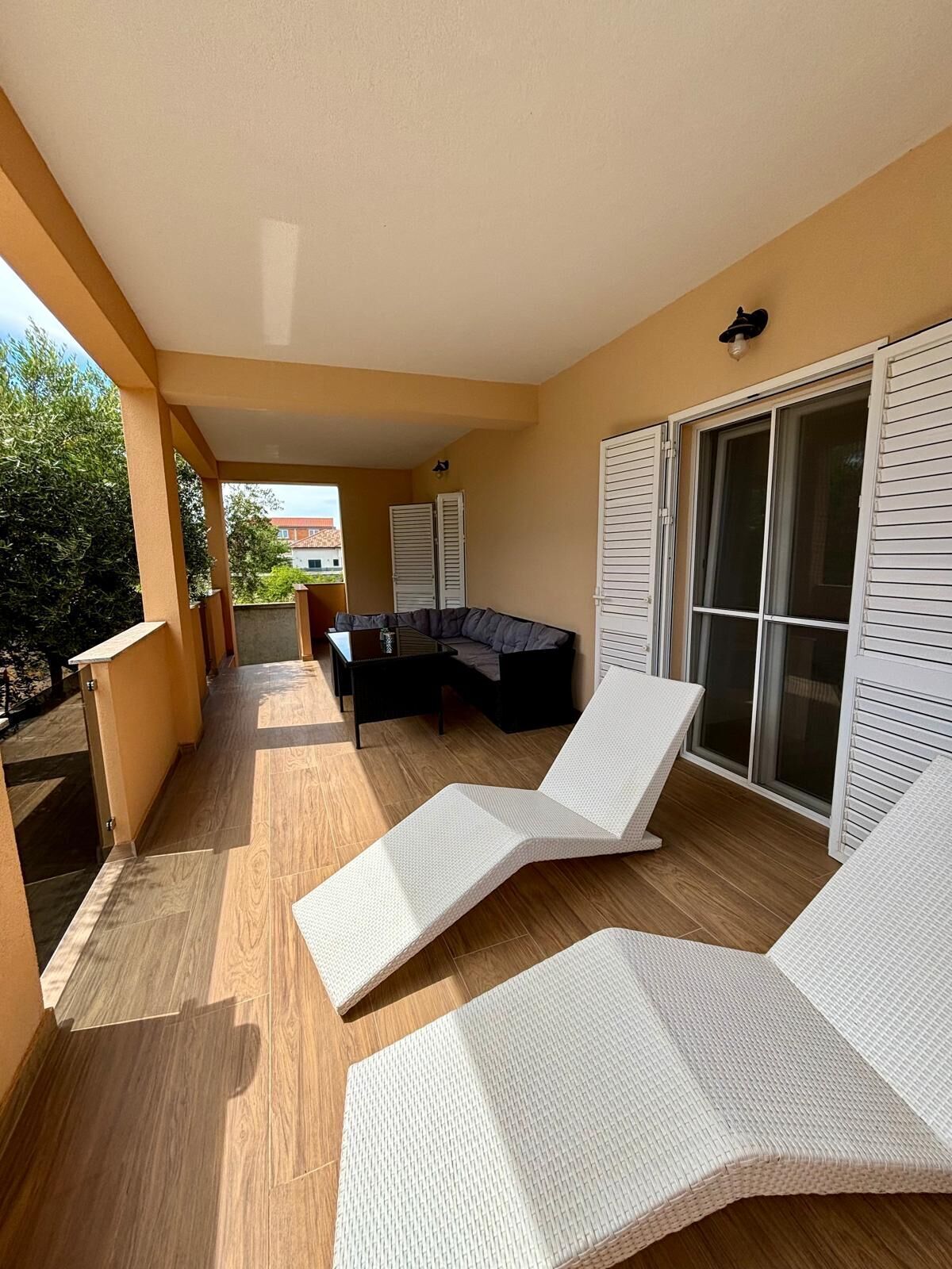 House | Terrace/patio