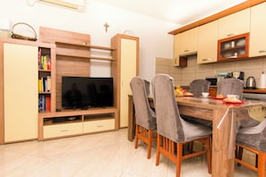 House | Private kitchen | Fridge, microwave, oven, stovetop - House Tina (Biograd na Moru)