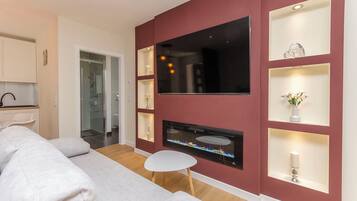 Studio (A1) | Interior