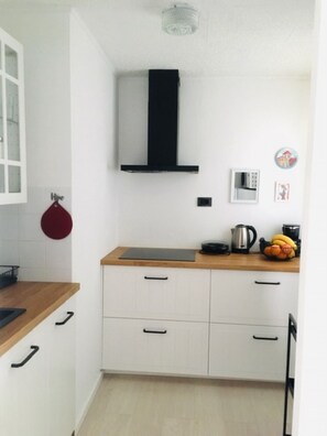 하우스 | 전용 주방 | 냉장고, 전자레인지, 쿡탑, 식기 세척기