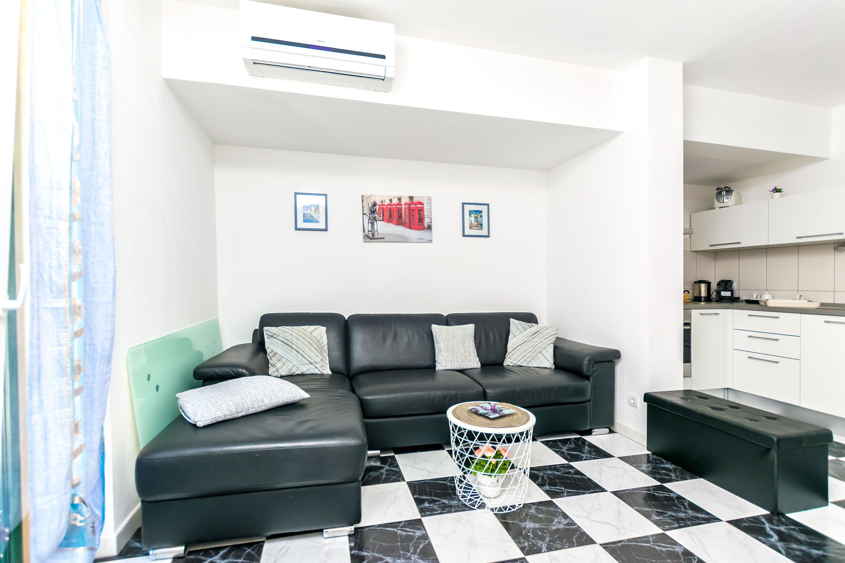 Apartment (A1) | Living room