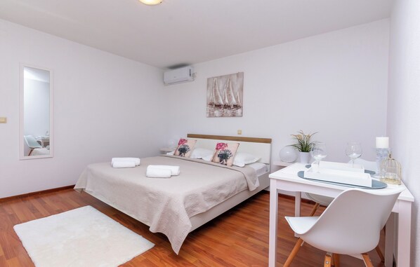 Room (S2) - Rooms Maza (Brela)