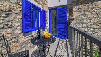 House | Balcony