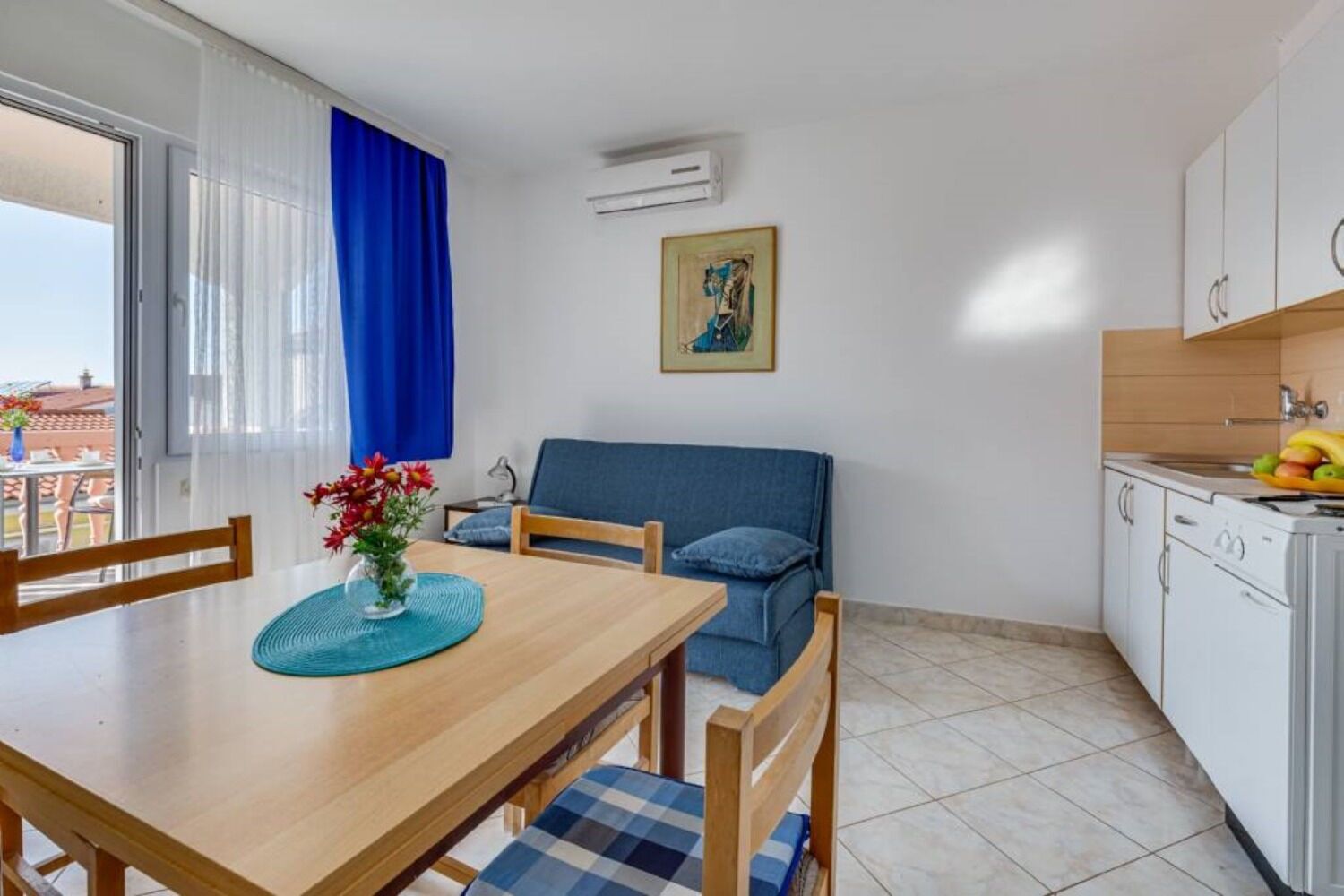 Apartment (A2) | Living room