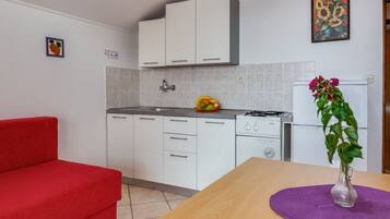 Apartment (A4) | Private kitchen