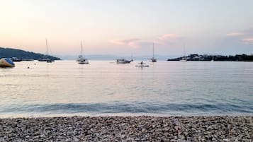 NĂ€ra stranden och strandhanddukar