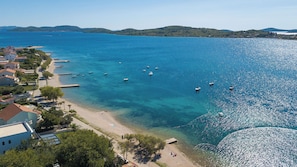 Beach - Apartments Antique Ivo (Vodice)