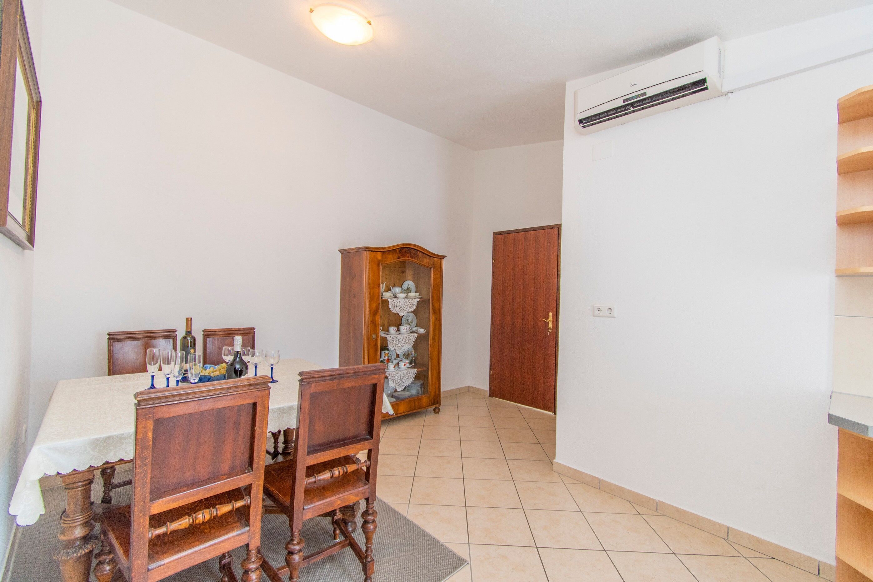 Apartment (A4) | Speisen