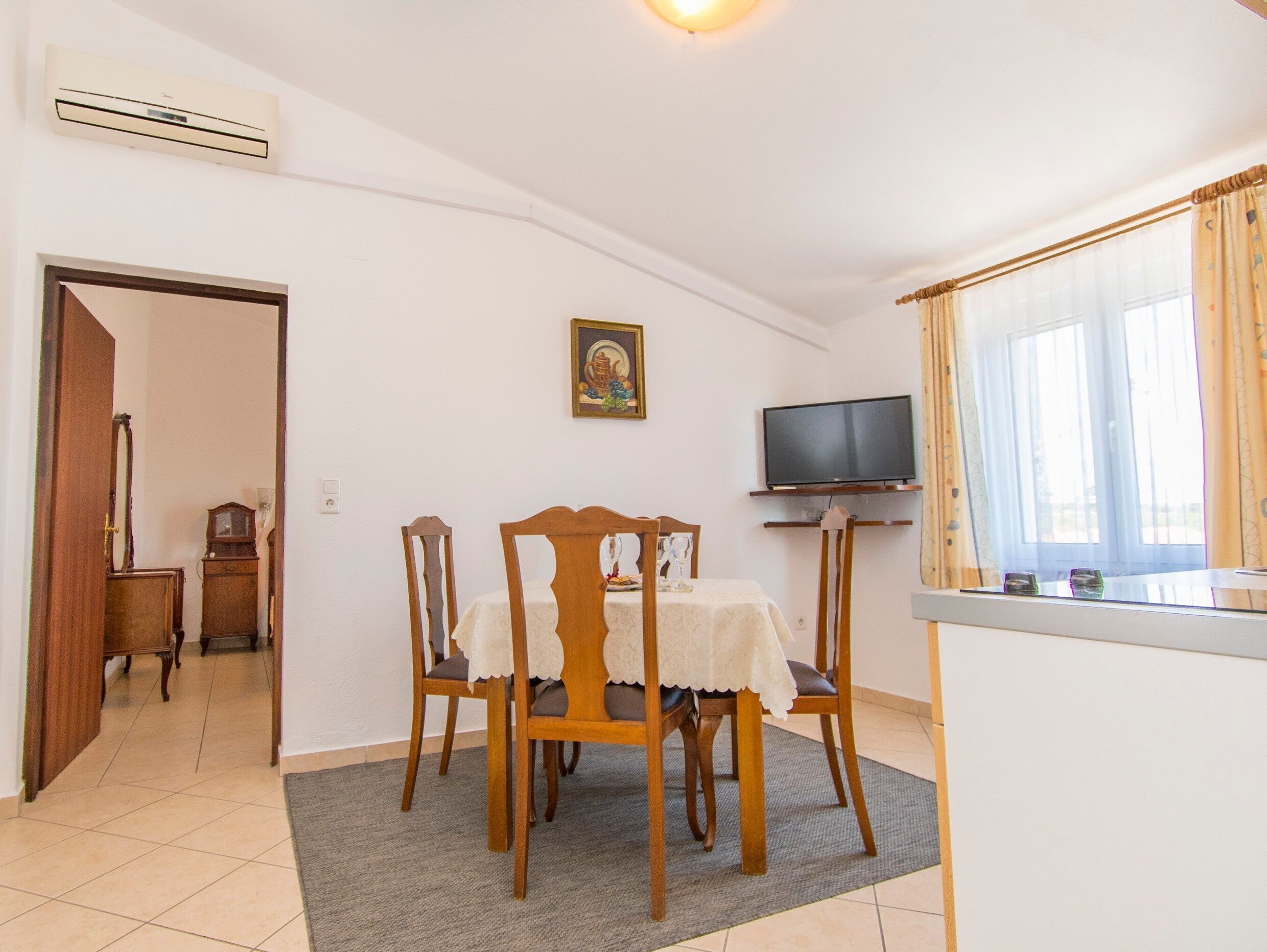 Apartment (A5) | Speisen