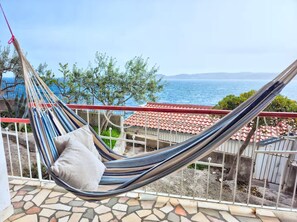 Iron/ironing board, free WiFi - Apartment Oleandar (Omis)