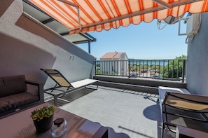 Apartment (A3) | Terrace/patio - Apartments Beachfront Srima (Vodice)