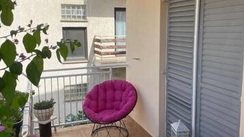 Apartment (A1) | Balcony