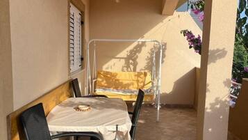Apartment (A1) | Terrace/patio