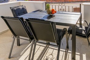 Apartment (A2) | Balkon