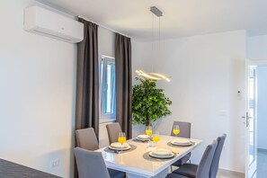 Apartment (A2) | Dining - Apartments Nikol (Okrug)