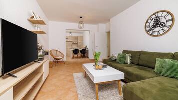 Apartment (A2) | Living room