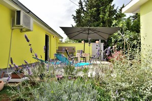 Terrace/patio - Apartment Cozy Garden (Fazana)