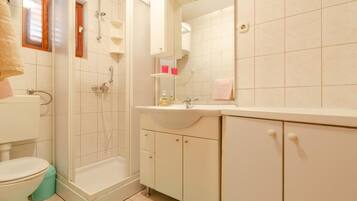 House | Bathroom | Towels
