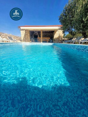 Piscine extérieure