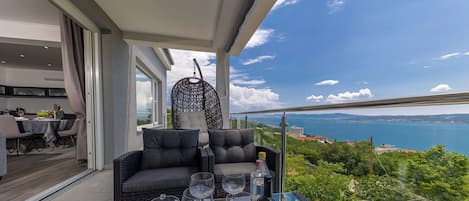 아파트 (A1) | 발코니