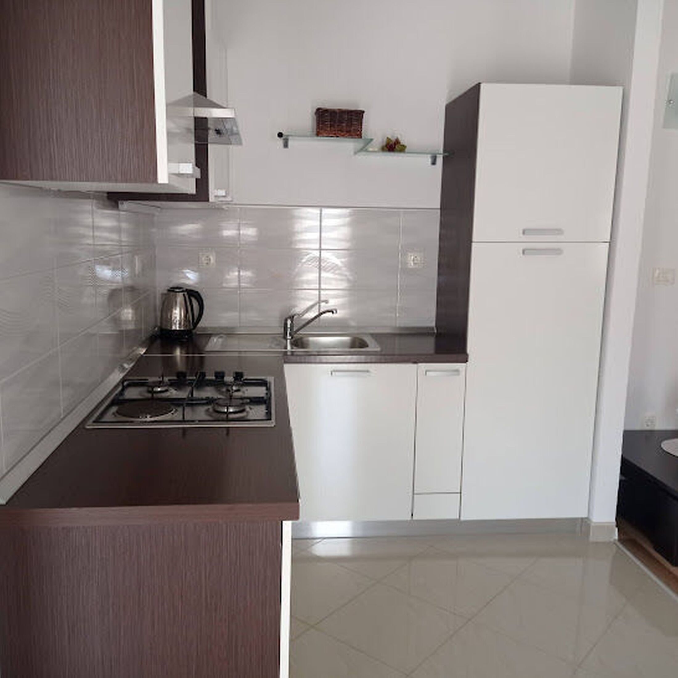 Appartement (A3) | Cuisine privée | Réfrigérateur, plaque de cuisson, bouilloire électrique