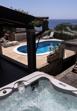 Hus | Udendørs pool